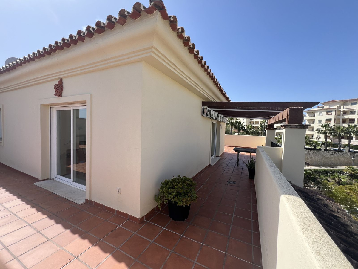 Penthouse in La Cala Hills-23