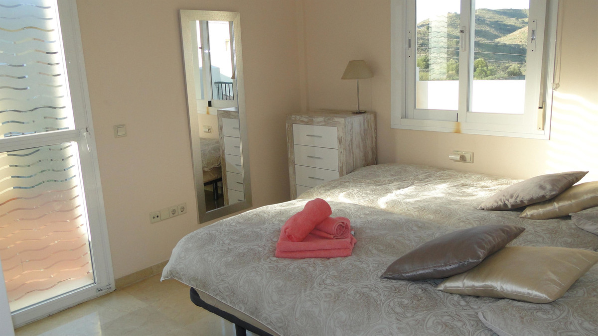 Penthouse in La Cala Hills-15