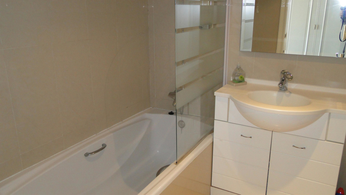 Penthouse in La Cala Hills-16