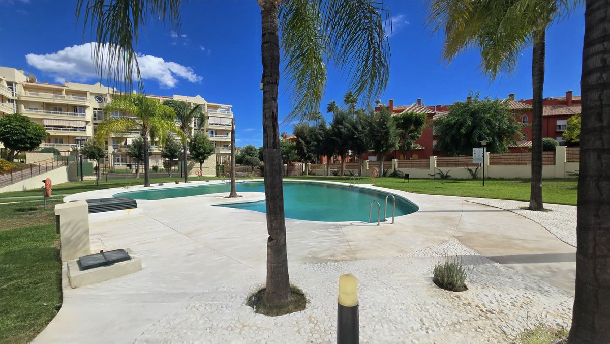 Penthouse in La Cala Hills-3