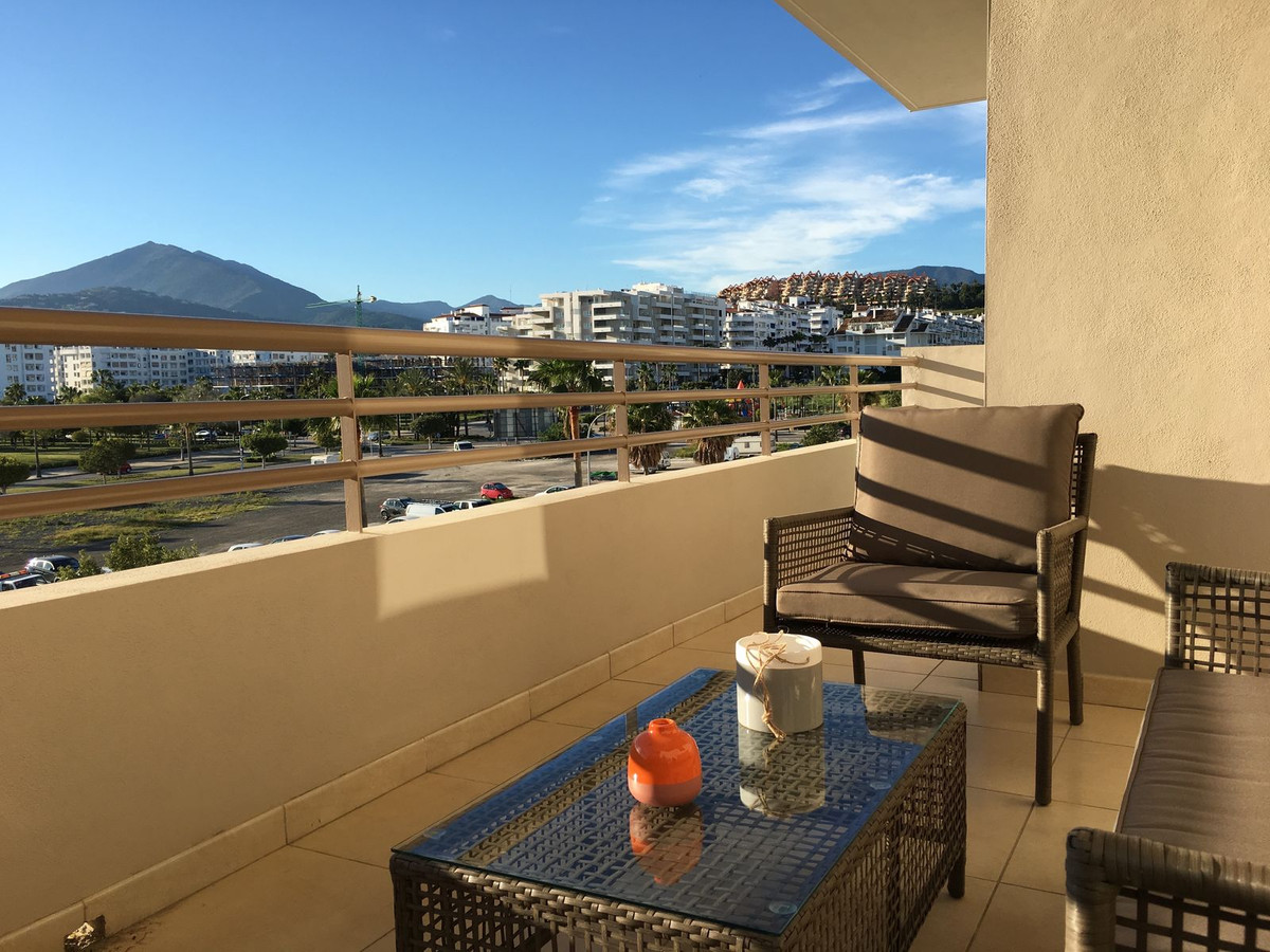 Tussenverdieping Appartement in La Campana-1