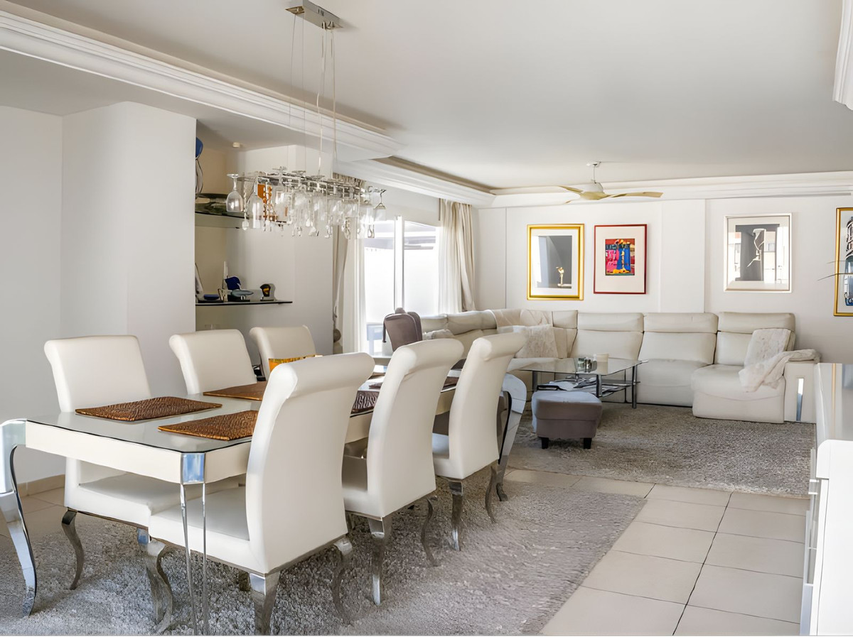 Penthouse te koop in La Campana | 3 slaapkamers H5348200