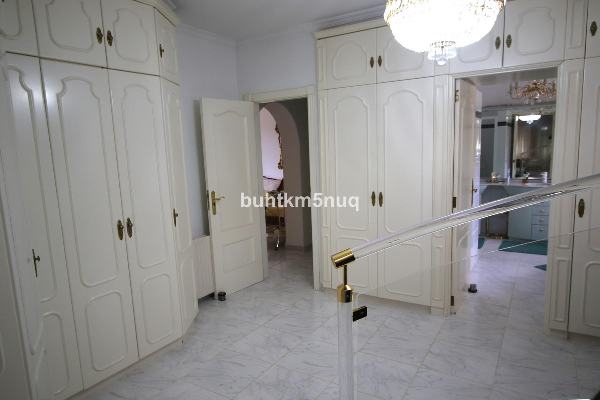Property main view 33