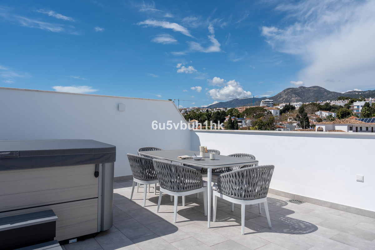 Penthouse te koop in La Carihuela | 2 slaapkamers H5002693