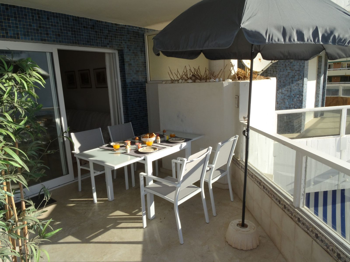 Appartement te koop in La Carihuela | 2 slaapkamers H5016973