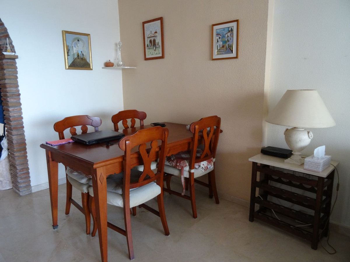 Appartement te koop in La Carihuela | 2 slaapkamers H5016973