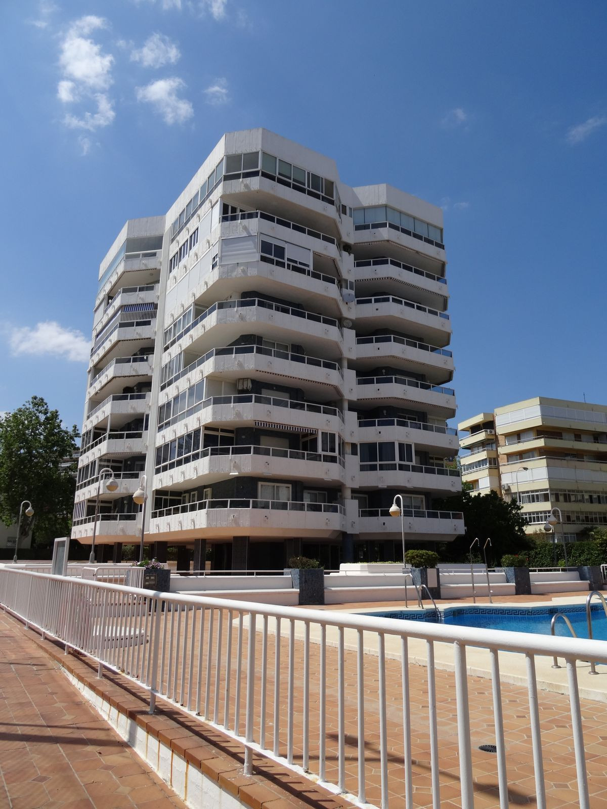 Appartement te koop in La Carihuela | 2 slaapkamers H5016973