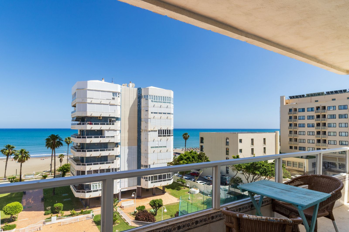 Appartement te koop in La Carihuela | 2 slaapkamers H5016976