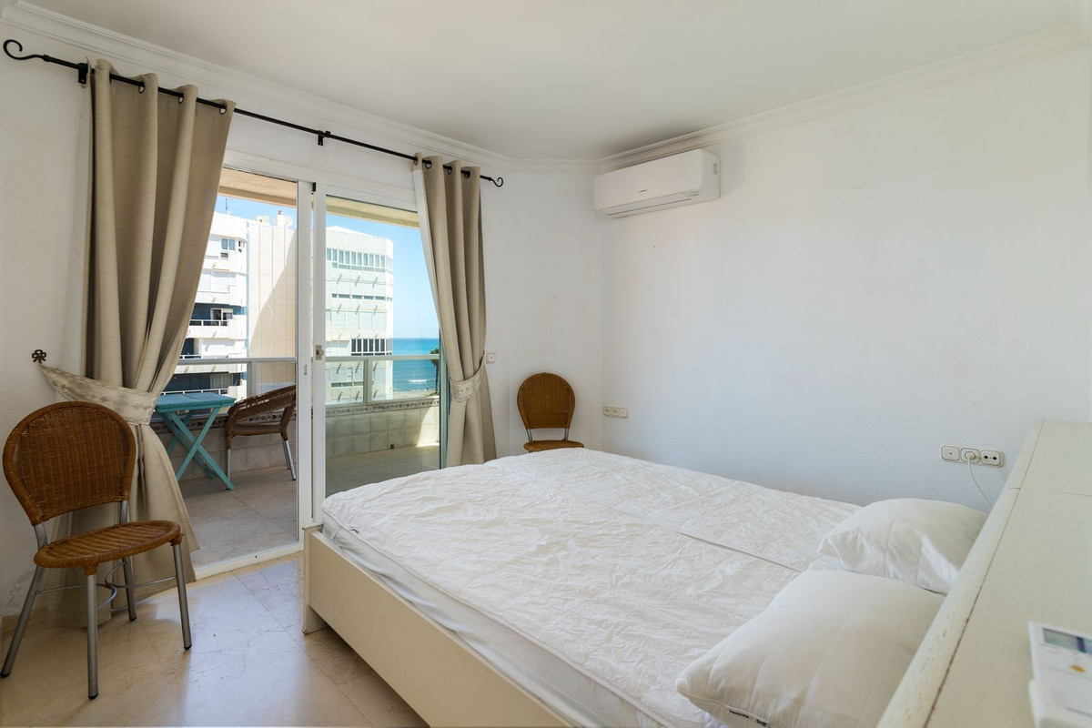 Appartement te koop in La Carihuela | 2 slaapkamers H5016976
