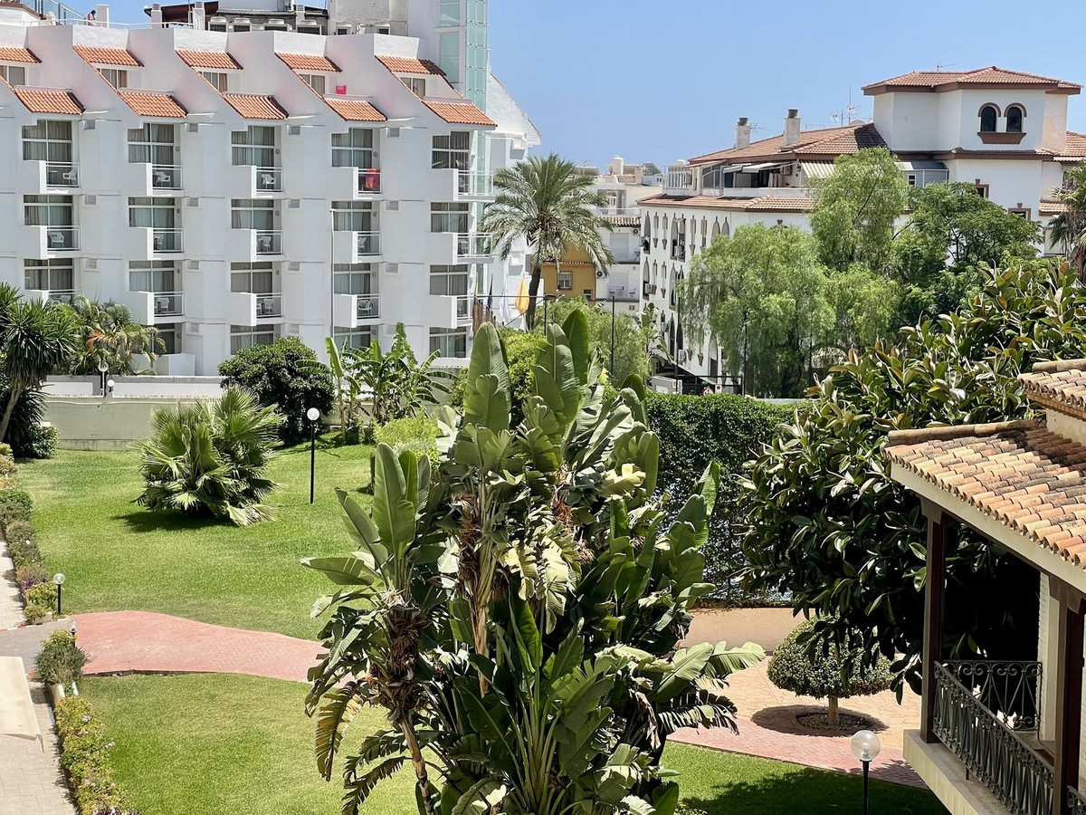 Appartement te koop in La Carihuela | 2 slaapkamers H5105014