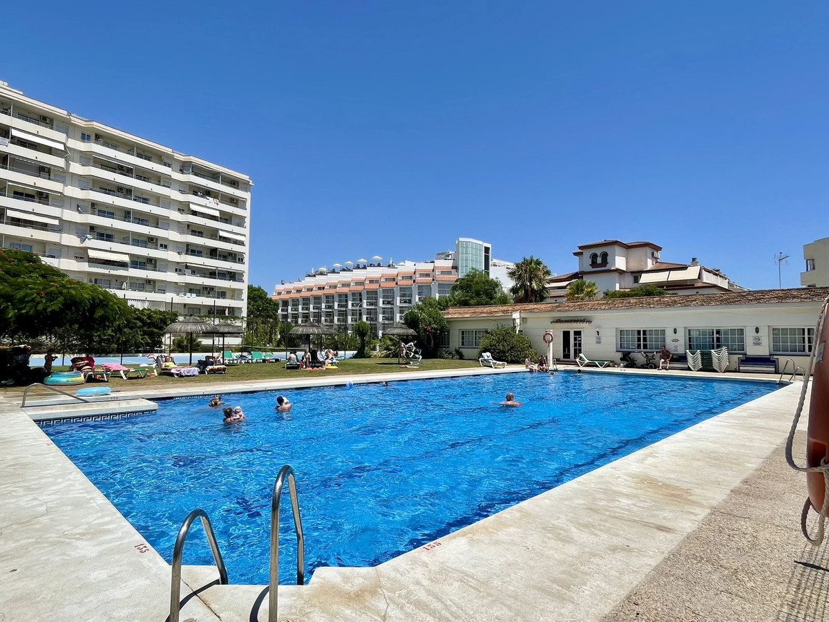 Appartement te koop in La Carihuela | 2 slaapkamers H5105014