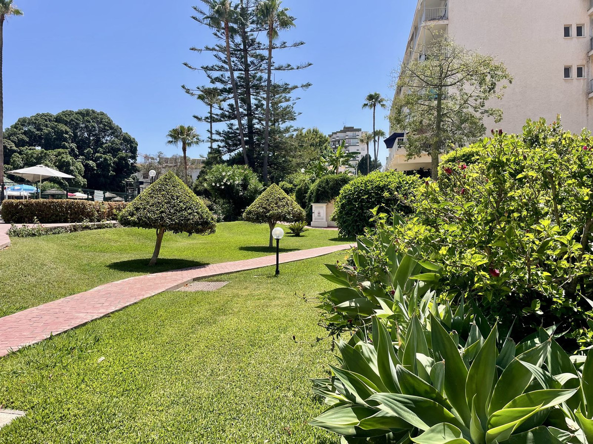 Appartement te koop in La Carihuela | 2 slaapkamers H5105014