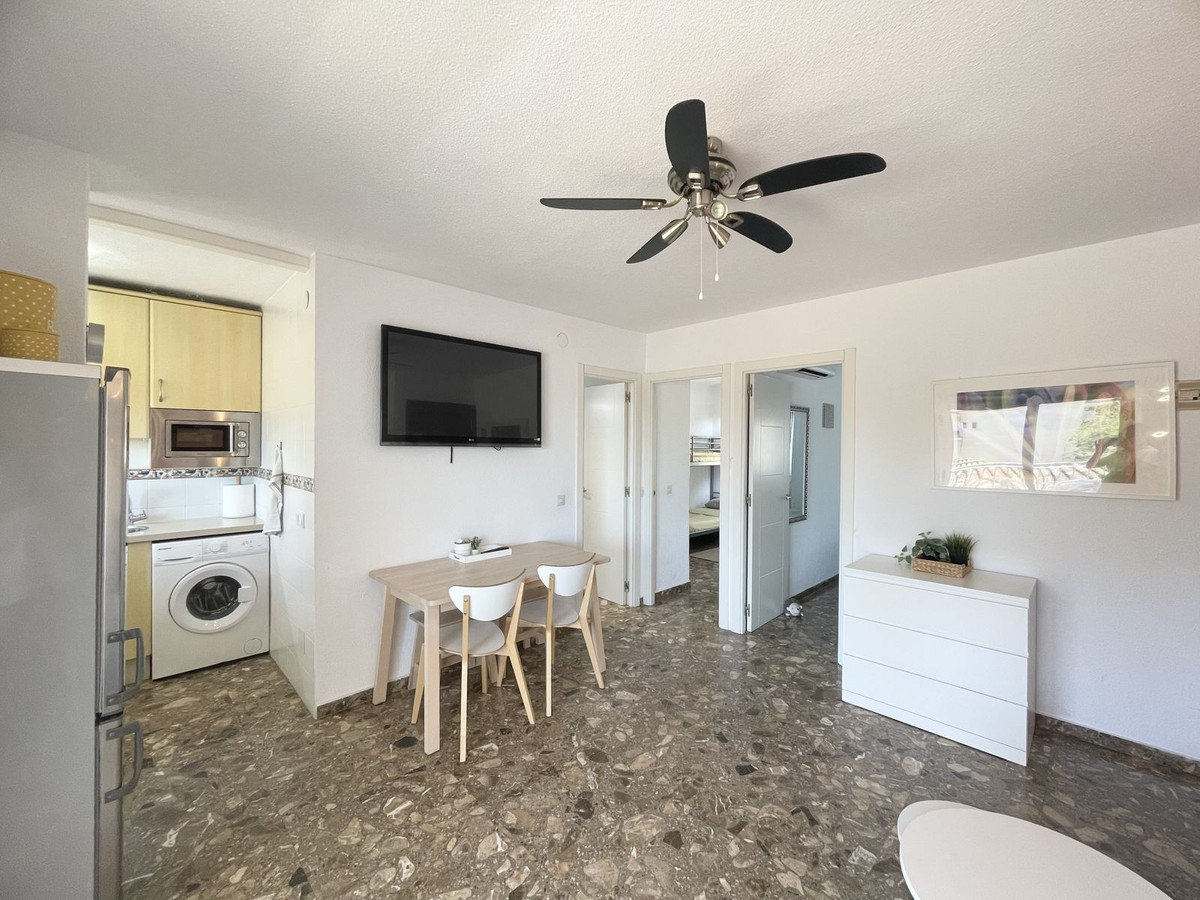 Appartement te koop in La Carihuela | 2 slaapkamers H5105014