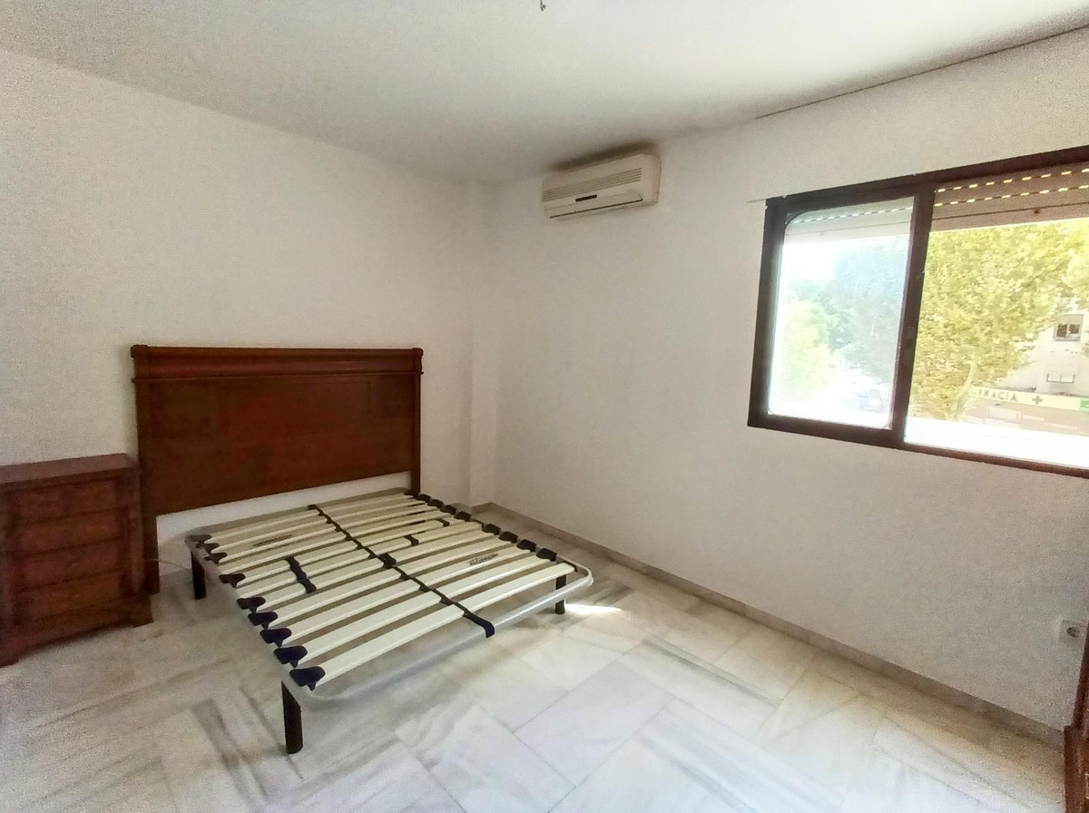Appartement te koop in La Carihuela | 4 slaapkamers H5135326