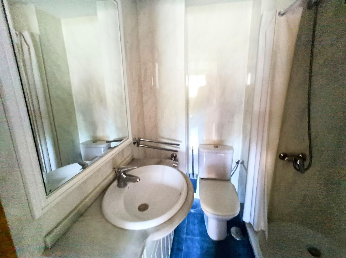 Appartement te koop in La Carihuela | 4 slaapkamers H5135326