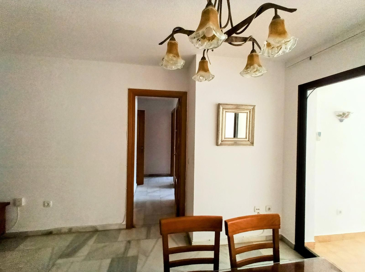 Appartement te koop in La Carihuela | 4 slaapkamers H5135326