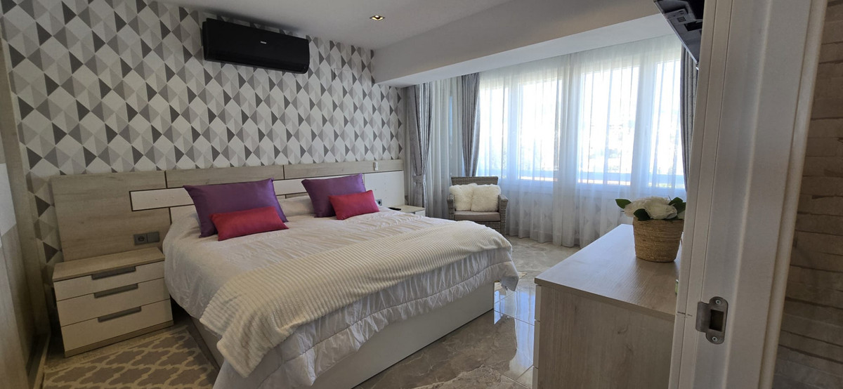 Penthouse te koop in La Carihuela | 2 slaapkamers H5140153