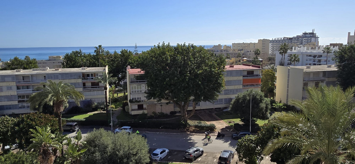 Appartement te koop in La Carihuela | 2 slaapkamers H5229151