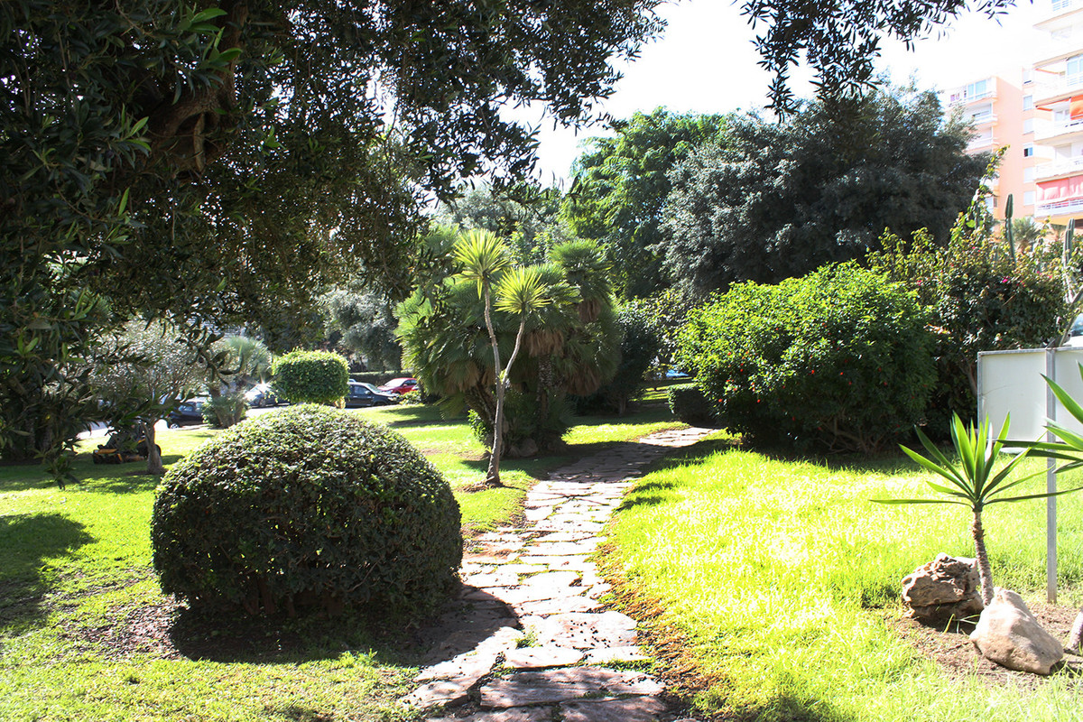 Appartement te koop in La Carihuela | 2 slaapkamers H5229151