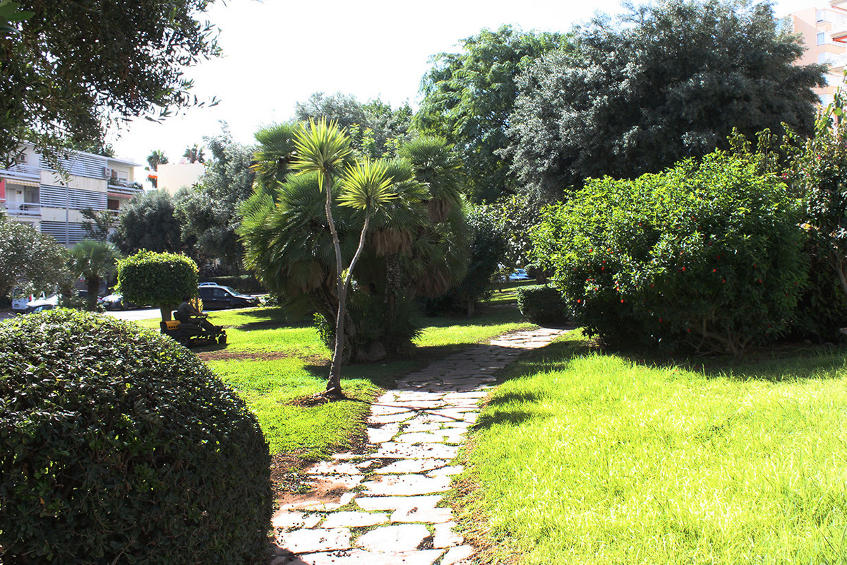 Appartement te koop in La Carihuela | 2 slaapkamers H5229151