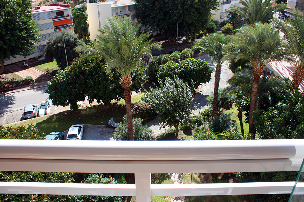 Appartement te koop in La Carihuela | 2 slaapkamers H5229151