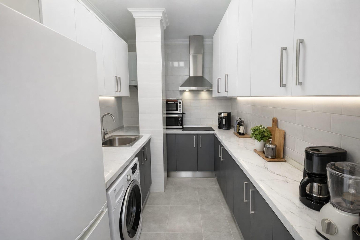 Appartement te koop in La Carihuela | 2 slaapkamers H5284510