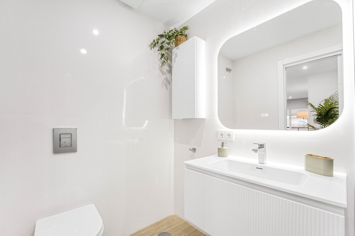 Appartement te koop in La Carihuela | 1 slaapkamers H5297674