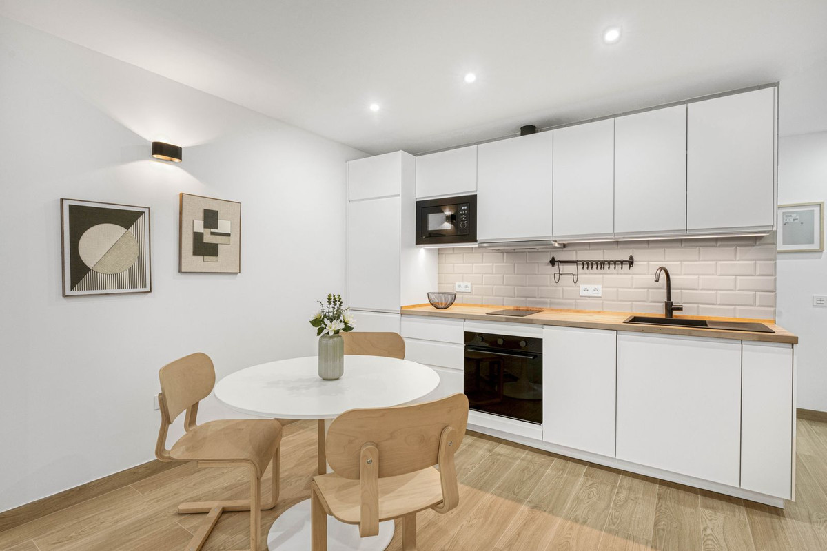 Appartement te koop in La Carihuela | 1 slaapkamers H5297674