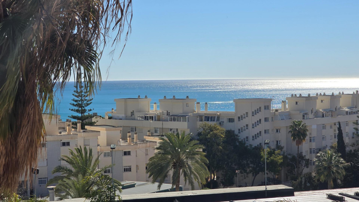 Penthouse te koop in La Carihuela | 3 slaapkamers H5309539
