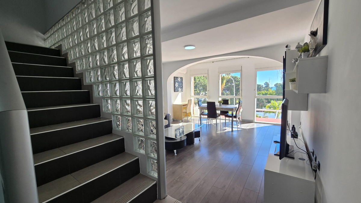 Penthouse te koop in La Carihuela | 3 slaapkamers H5309539