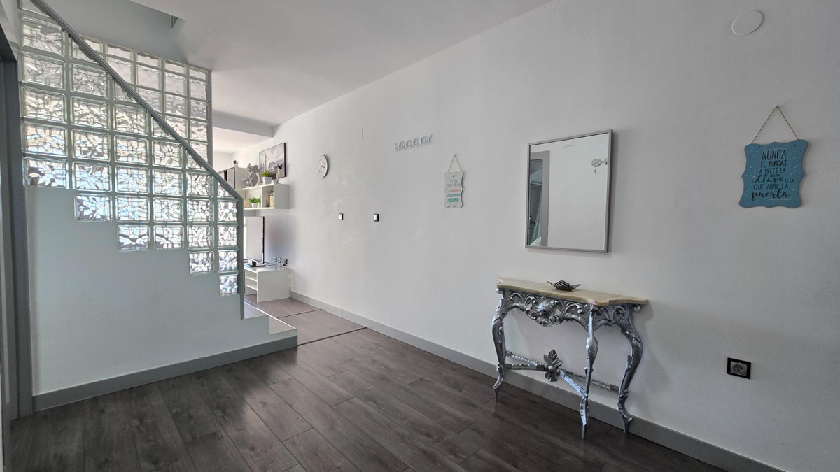 Penthouse te koop in La Carihuela | 3 slaapkamers H5309539