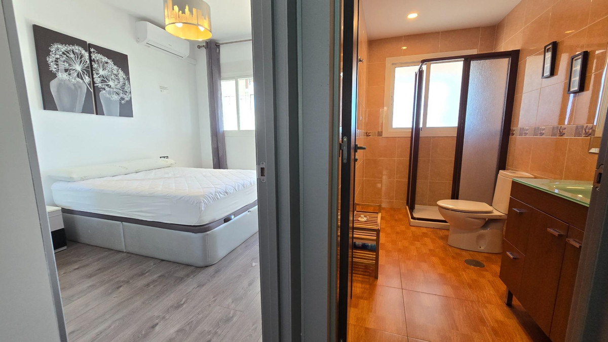 Penthouse te koop in La Carihuela | 3 slaapkamers H5309539