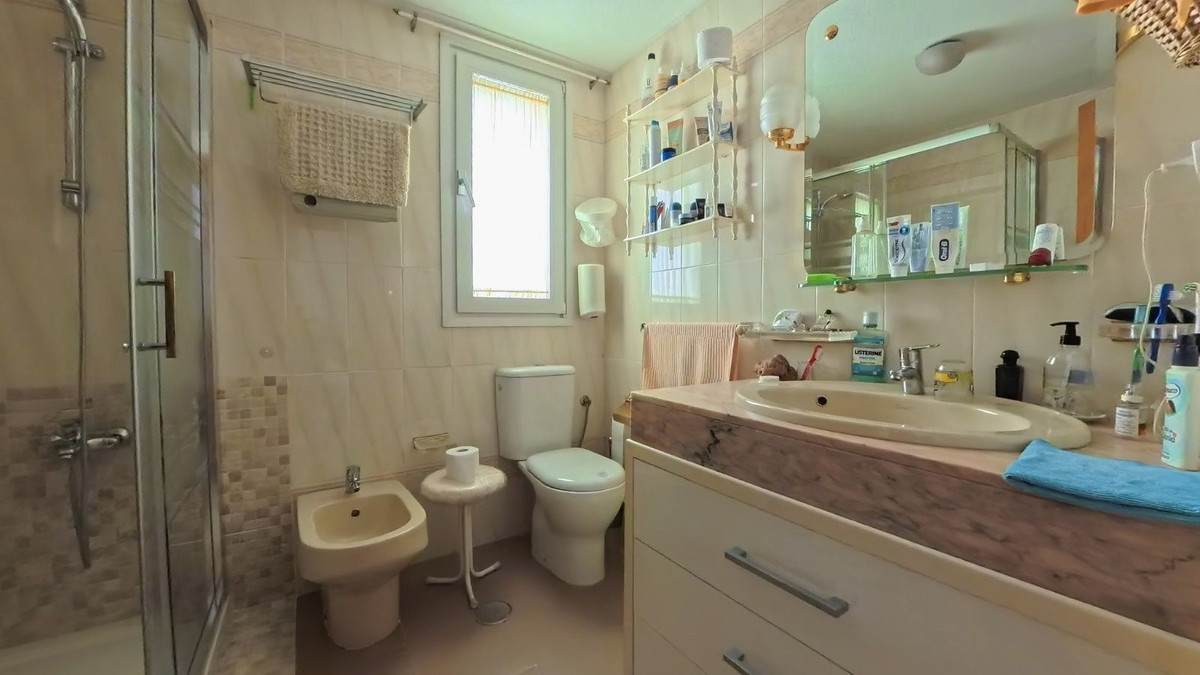 Appartement te koop in La Carihuela | 3 slaapkamers H5350096