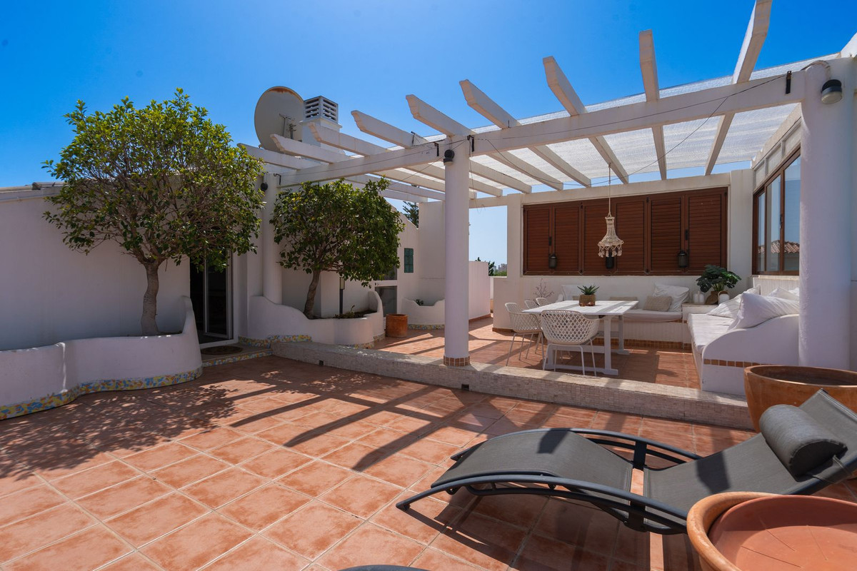 Appartement te koop in La Carihuela | 4 slaapkamers H5473531