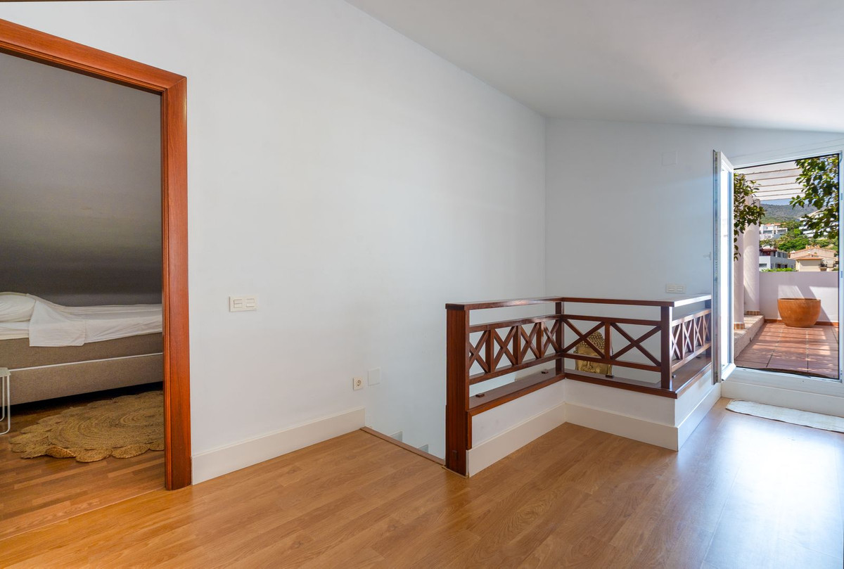 Appartement te koop in La Carihuela | 4 slaapkamers H5473531