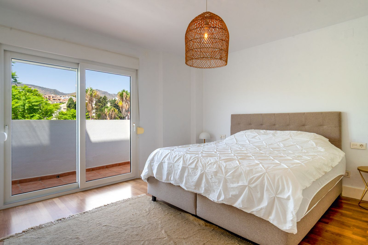 Appartement te koop in La Carihuela | 4 slaapkamers H5473531