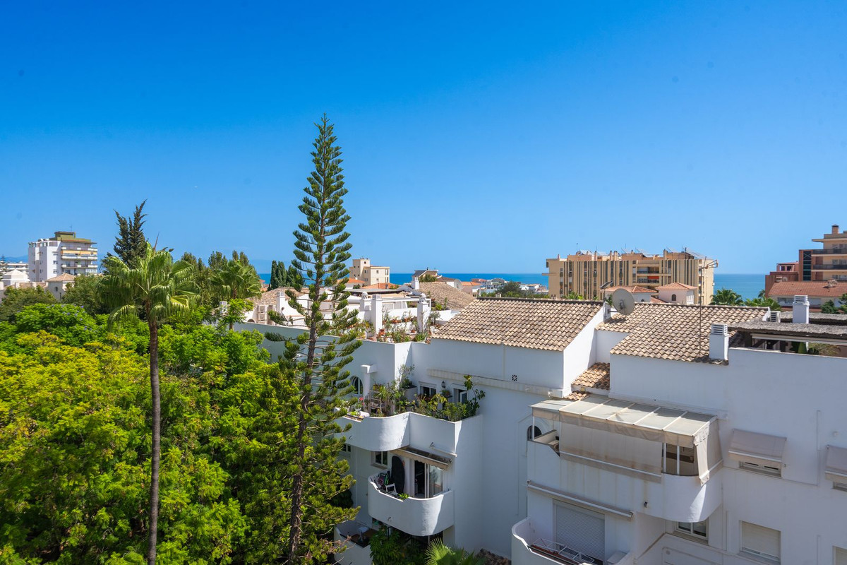 Appartement te koop in La Carihuela | 4 slaapkamers H5473531