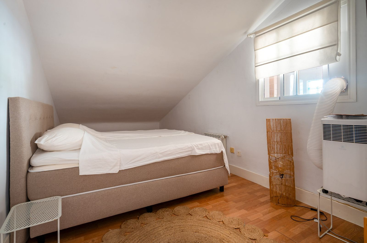 Appartement te koop in La Carihuela | 4 slaapkamers H5473531