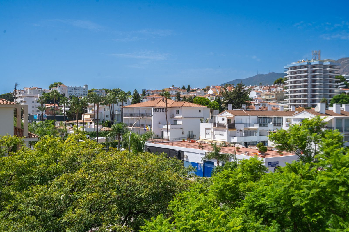 Appartement te koop in La Carihuela | 4 slaapkamers H5473531