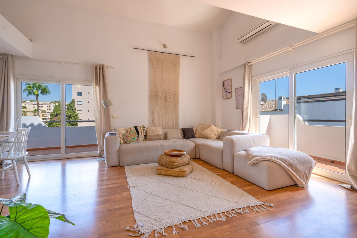 Appartement te koop in La Carihuela | 4 slaapkamers H5473531