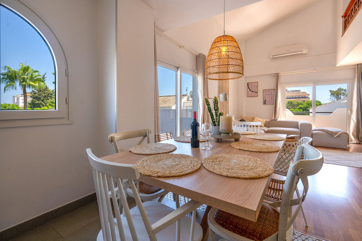 Appartement te koop in La Carihuela | 4 slaapkamers H5473531