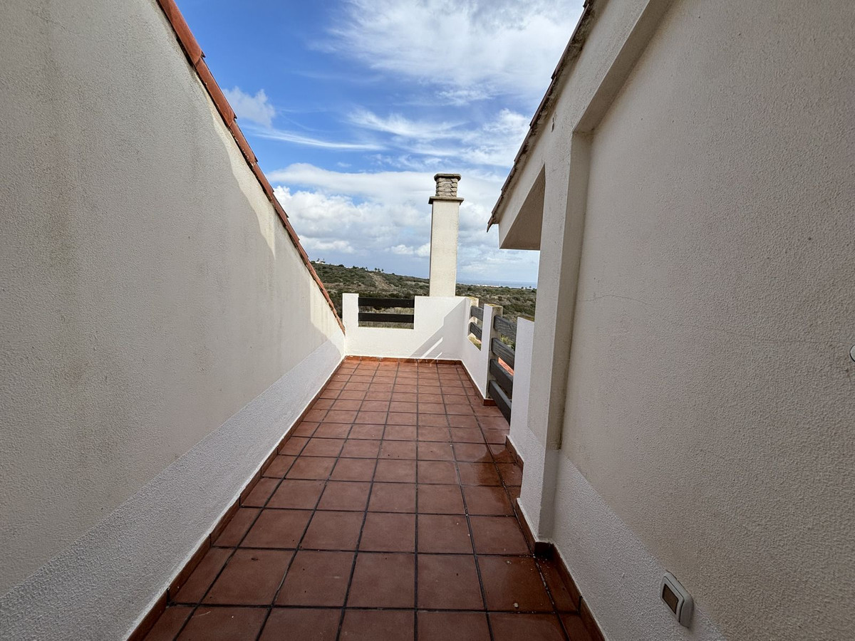 Duplex in La Duquesa-8