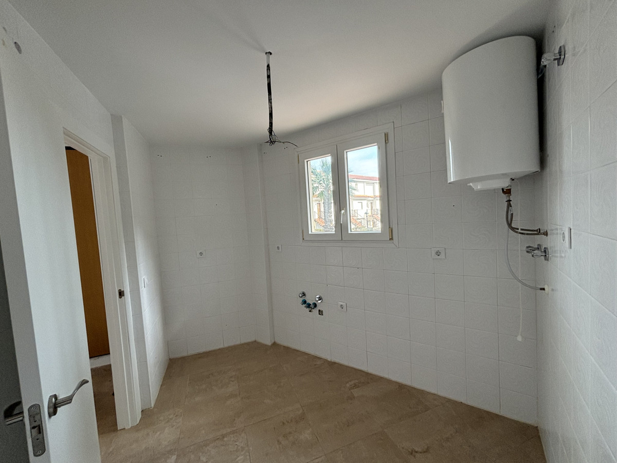 Apartment for sale in La Duquesa | 2 bedrooms H4693651