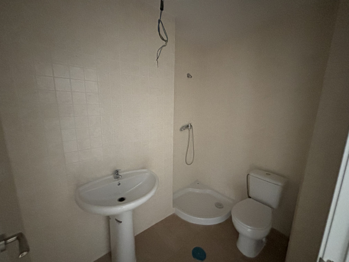 Apartment for sale in La Duquesa | 2 bedrooms H4693651
