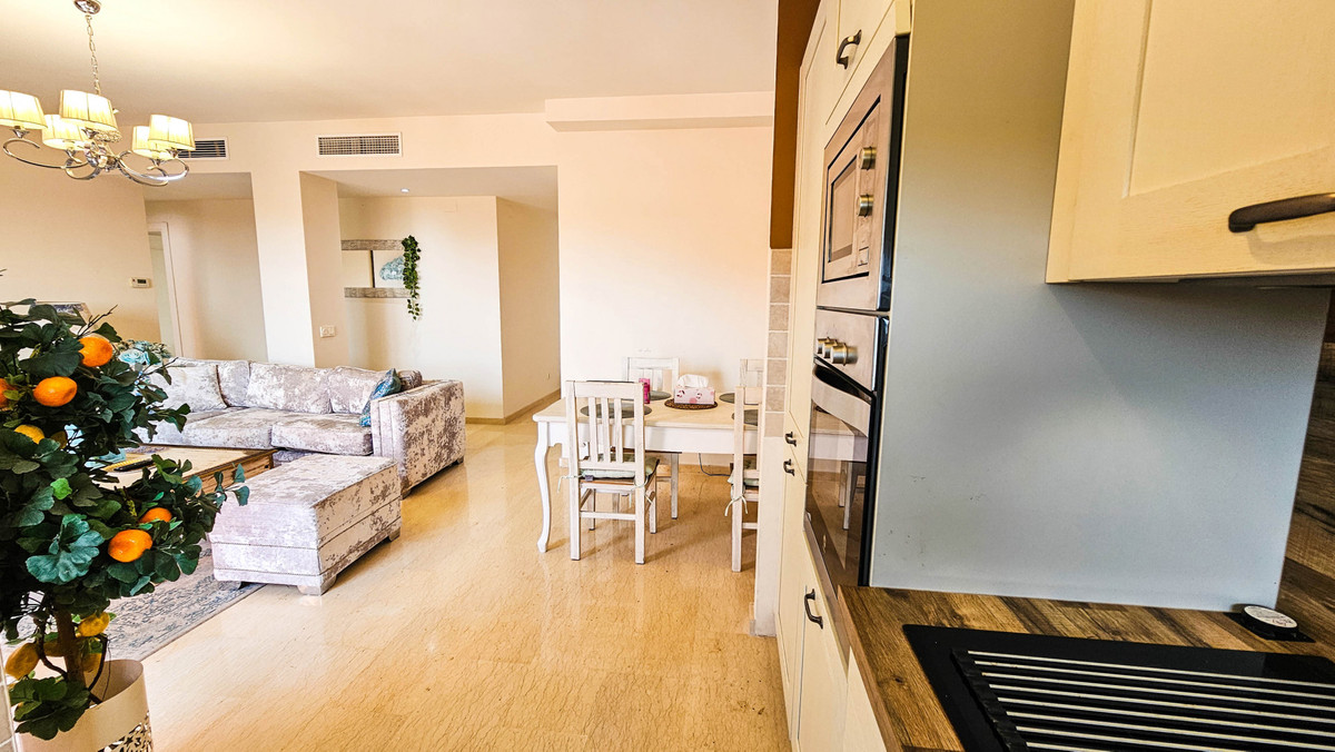 Penthouse in La Duquesa-23