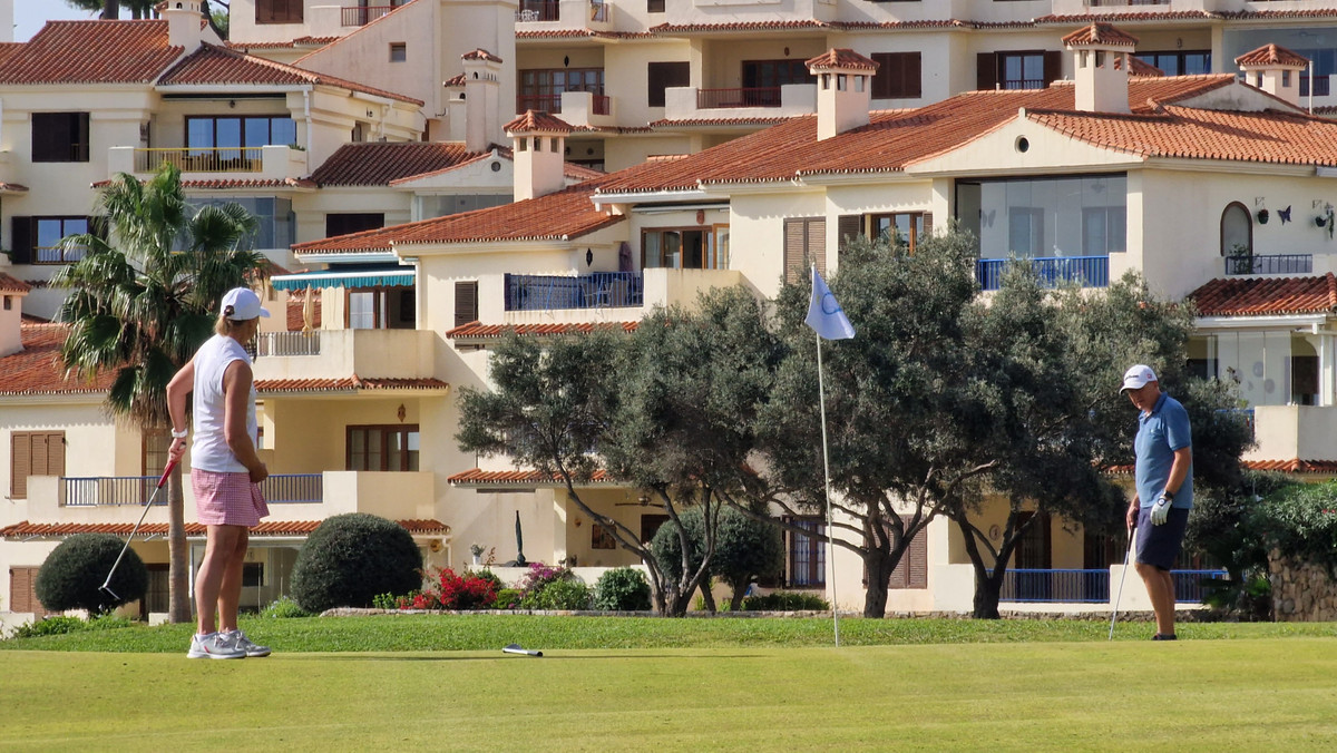 Penthouse in La Duquesa-31