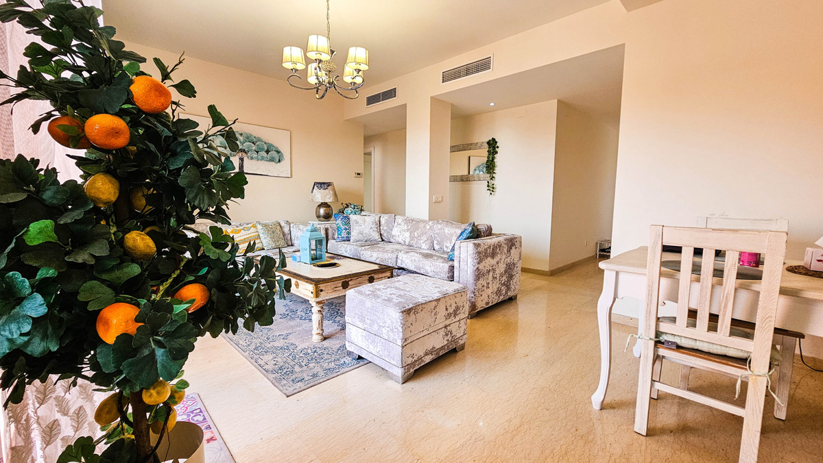 Penthouse in La Duquesa-4