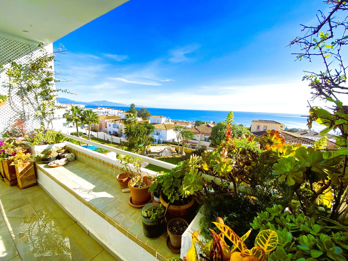 Bovenverdieping Appartement in La Duquesa-4