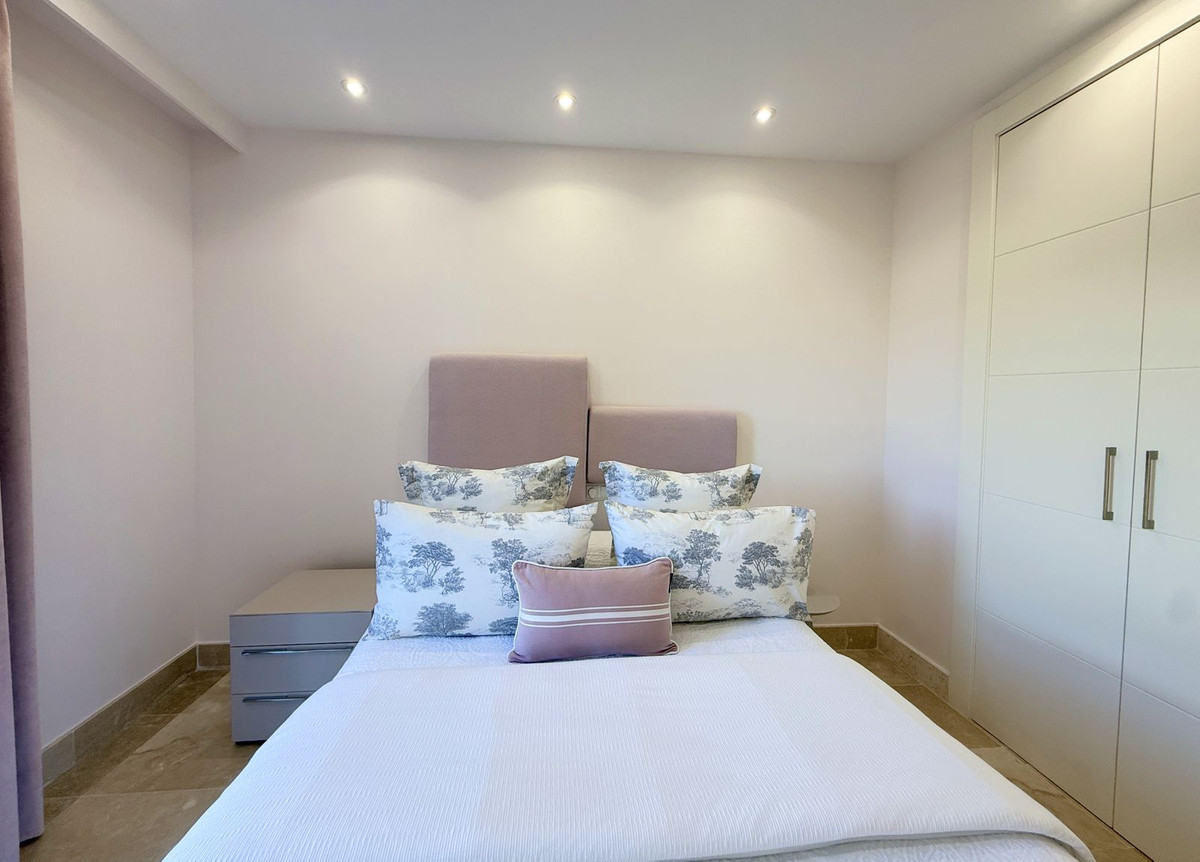 Appartement te koop in La Duquesa | 3 slaapkamers H5051179