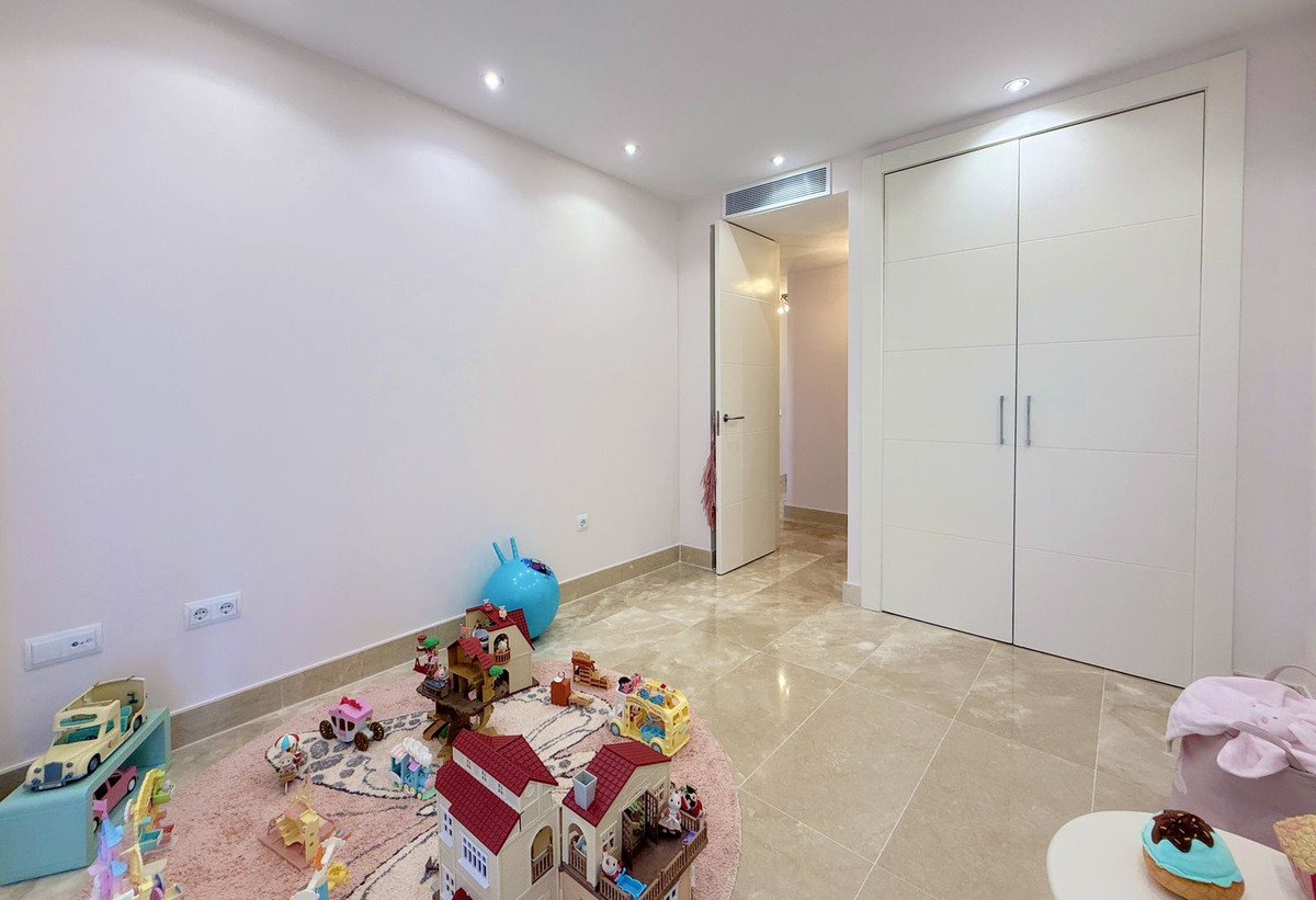 Appartement te koop in La Duquesa | 3 slaapkamers H5051179